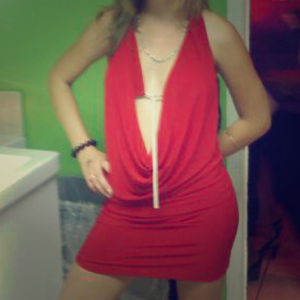 2 pc Red mini dress, low-cut and backless